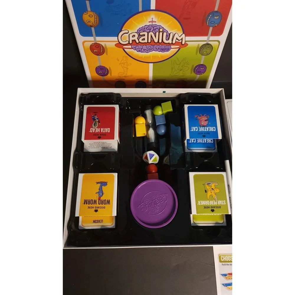 Cranium Outrageous fun for everyone 3 in 1 game board